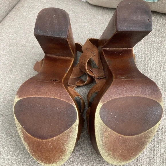 Lulla Platform Wood Heel With Suede Straps - Picture 6 of 6